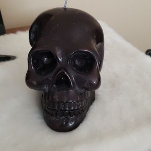 Skull, candle